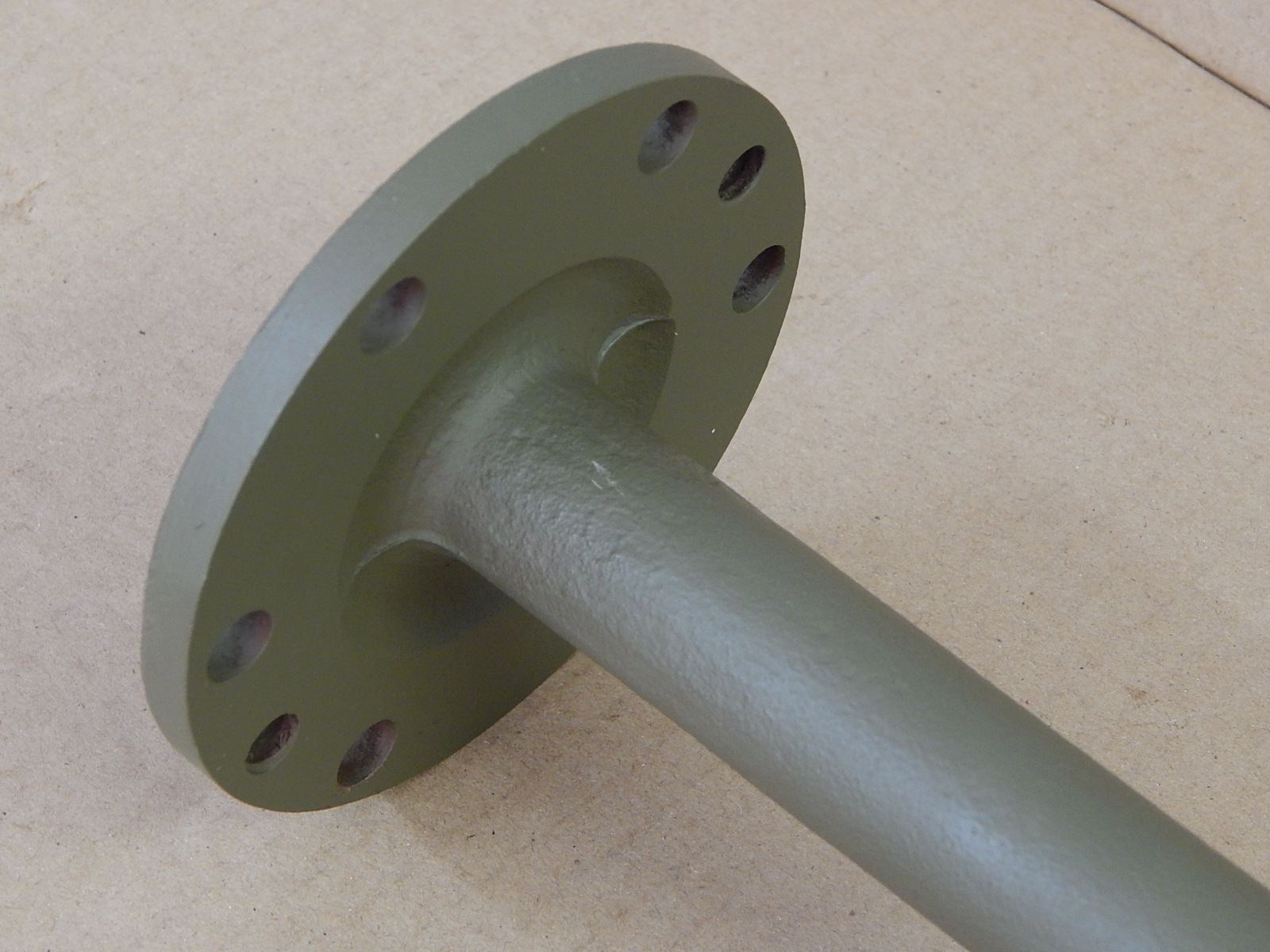 thumbnail image 2 of NOS Right Hand Rear Axle Shaft (Short) For Jeep MB, GPW, G503 – Willys/Ford Military 2 of 3